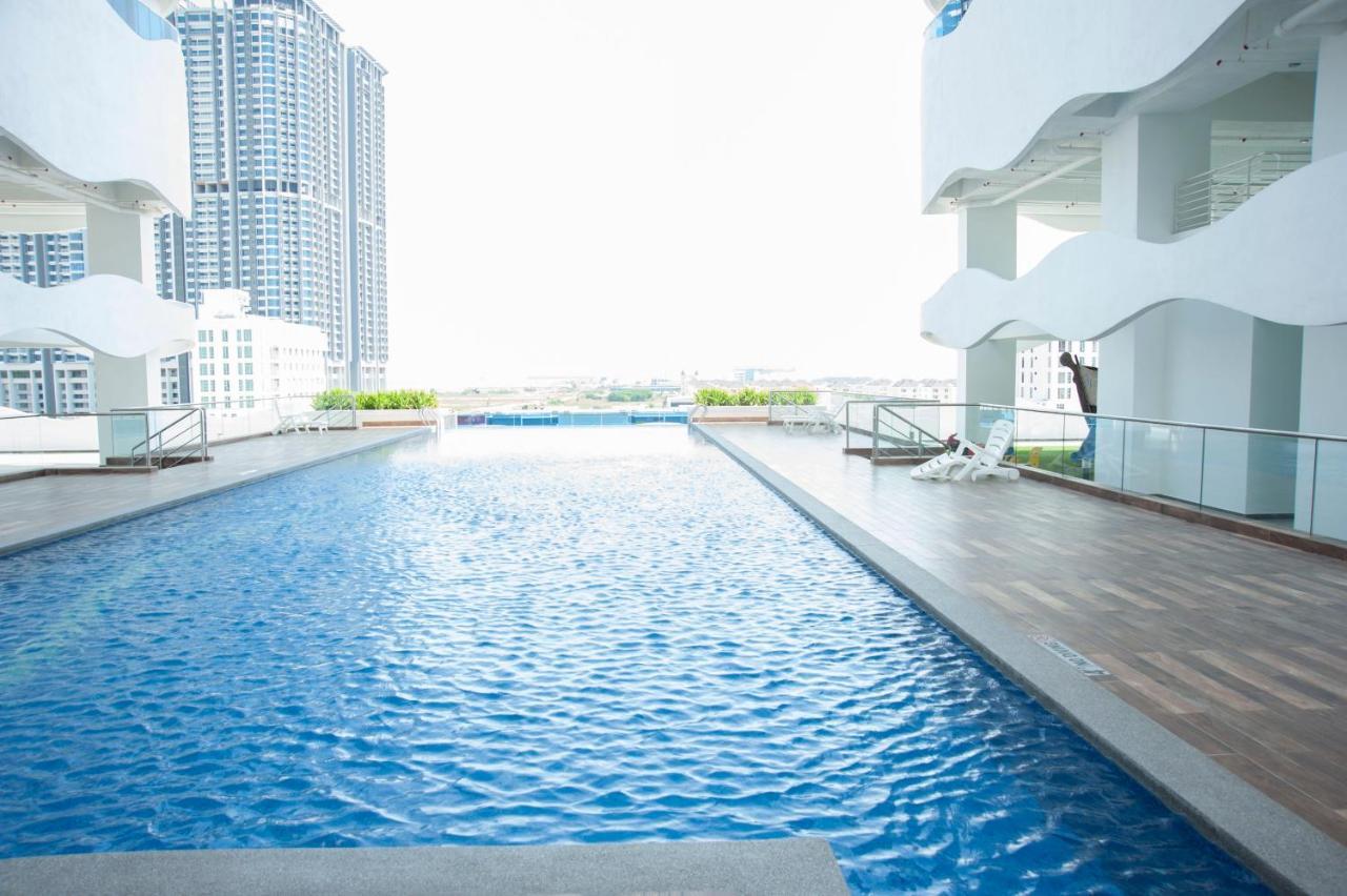 Apartment The Wave Kota Laksamana *